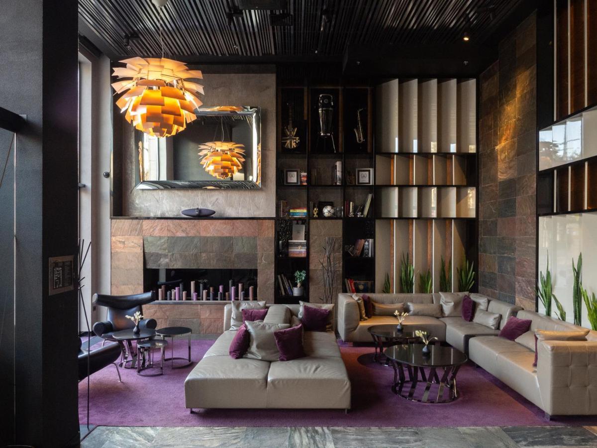 11 Mirrors Design Hotel Kyiv Exterior photo