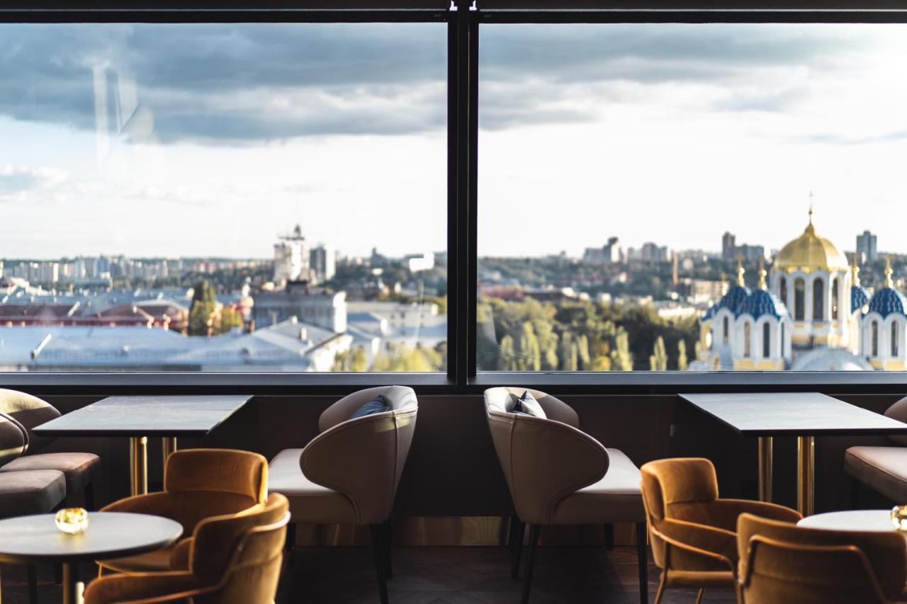 11 Mirrors Design Hotel Kyiv Exterior photo